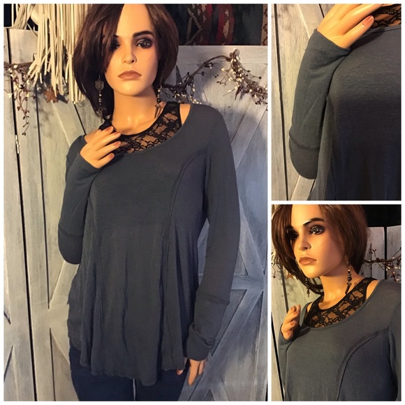 silence + noise Tops - Silence & Noise Stone Blue Pullover Tunic